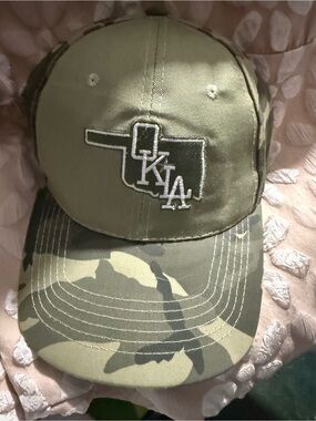 OKLA Olive Green Camouflage Baseball Cap - Unbranded